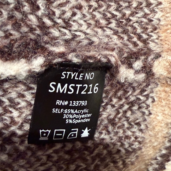 Oversized POL vneck sweater with brown, olive and tan accents NEW Womens small - Picture 3 of 9